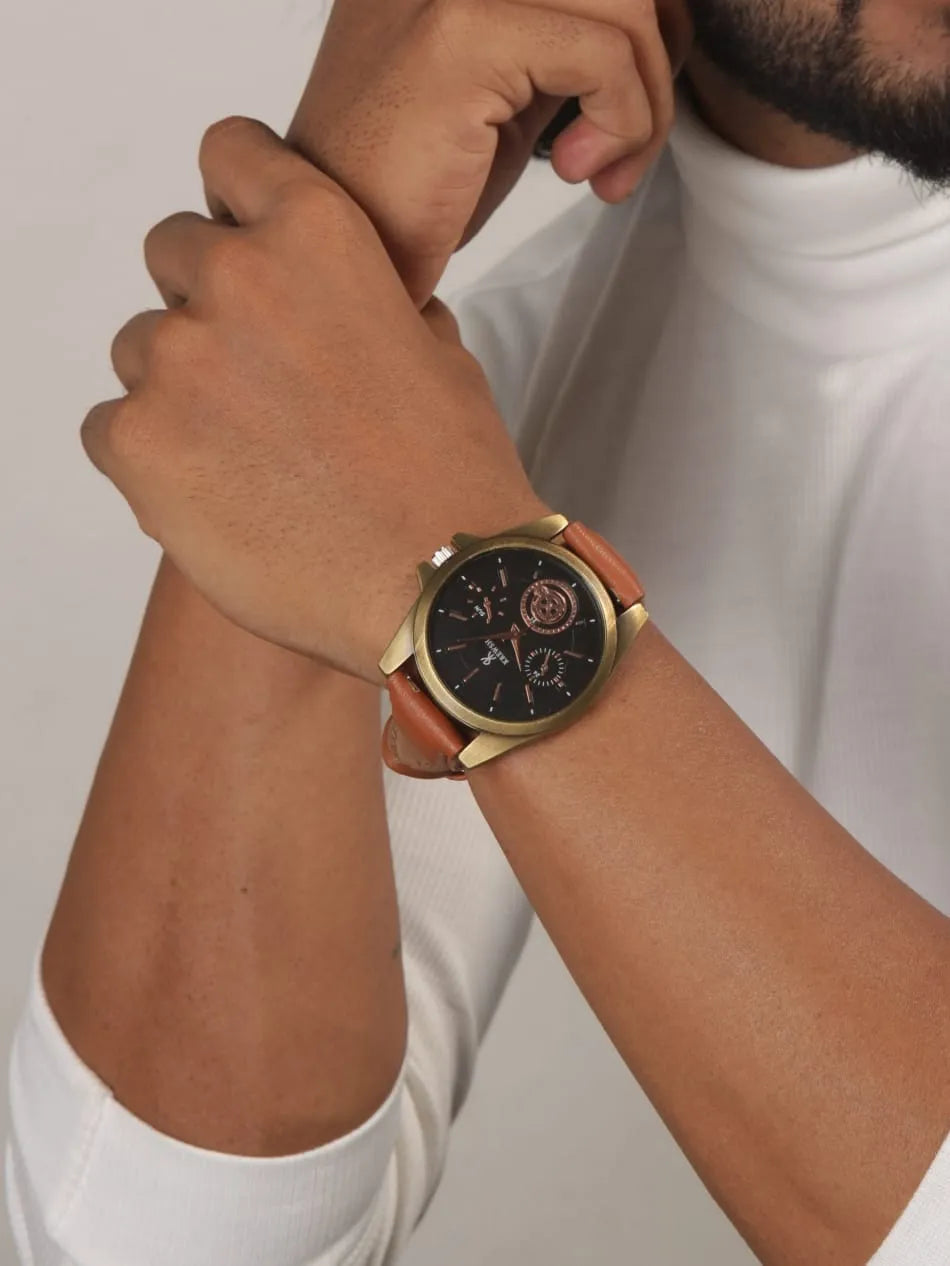 "Old Money" Men's Analog Watch with 'Extra Belt'